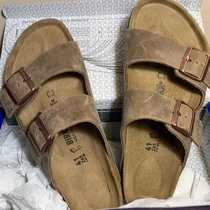 BLACK FRIDAY SALE‼️ BRAND NEW Birkenstock’s